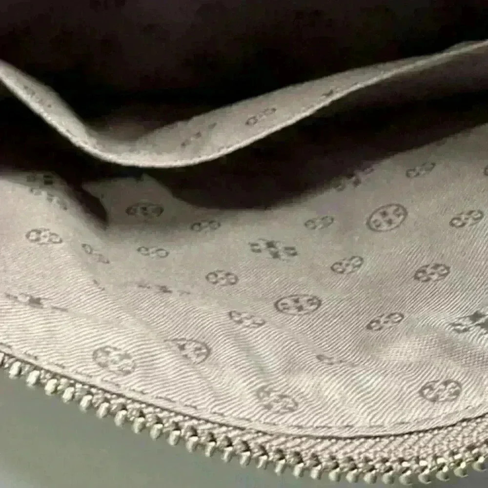 NWOT! Authentic Tory Burch block T grommet mini crossbody Bag/clutch Purse - Picture 8 of 8